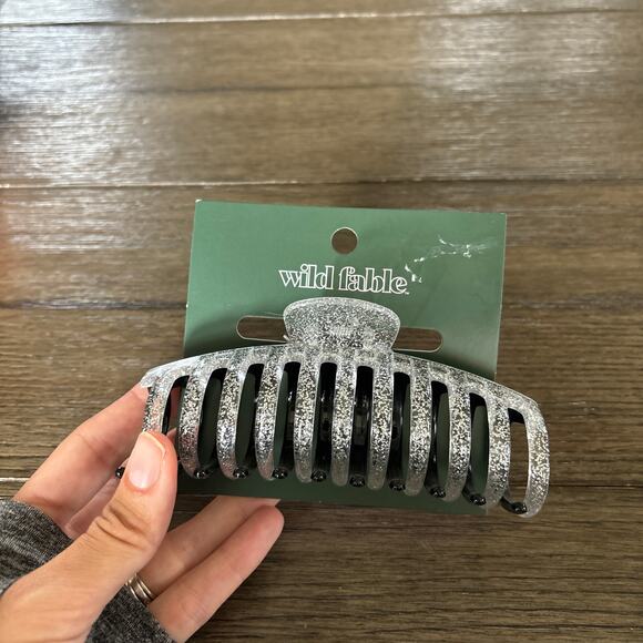 Wild Fable Women's Claw Hair Clip Jumbo Two Tone Black White Sparkle - Picture 1 of 5